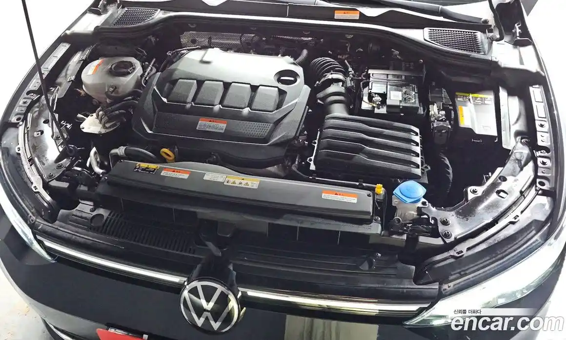 Volkswagen Golf 2023 2.0 Автомат в Москве № 725106, фото 6