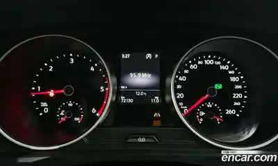 Volkswagen Tiguan 2018 2.0 Автомат в Москве № 725151, миниатюра 8