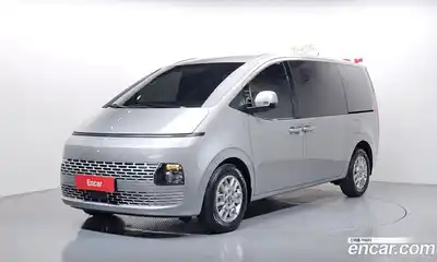 Hyundai Staria, 2025