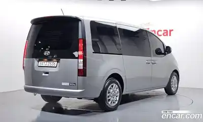 Hyundai Staria 2025 3.5 Автомат в Москве № 745204, миниатюра 2