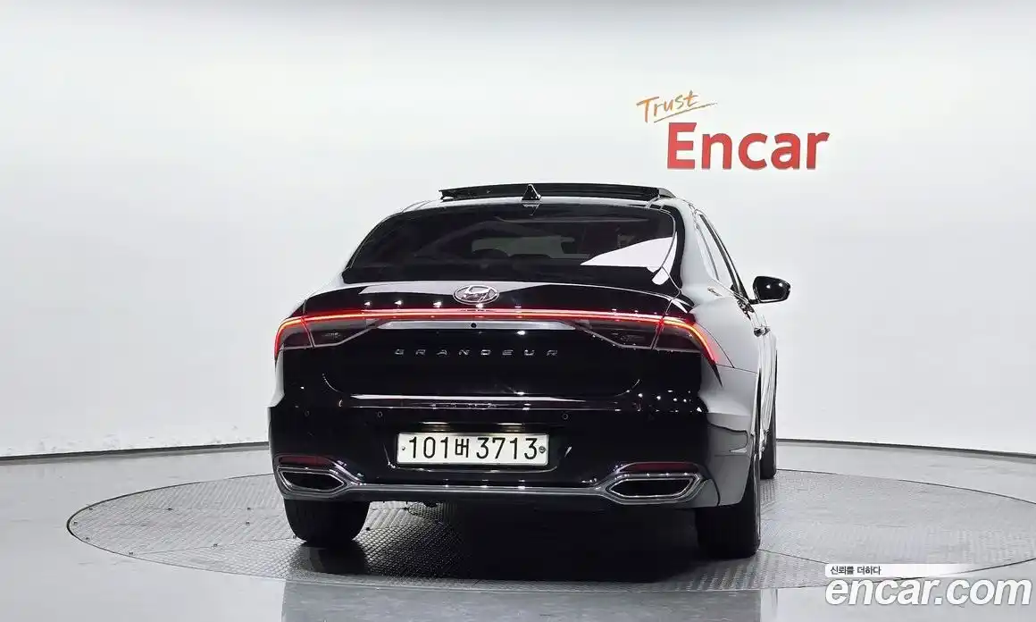 Hyundai Grandeur 2020 2.5 Автомат в Москве № 745592, фото 3