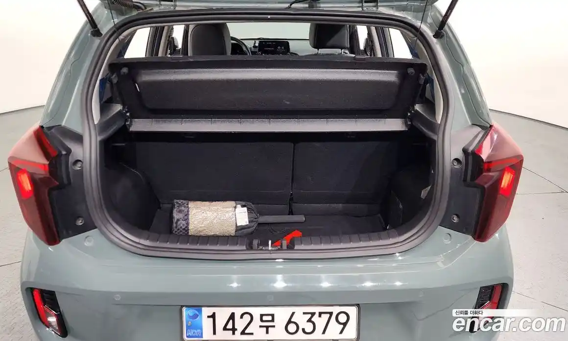 Kia Morning 2023 1.0 Автомат в Москве № 746278, фото 20