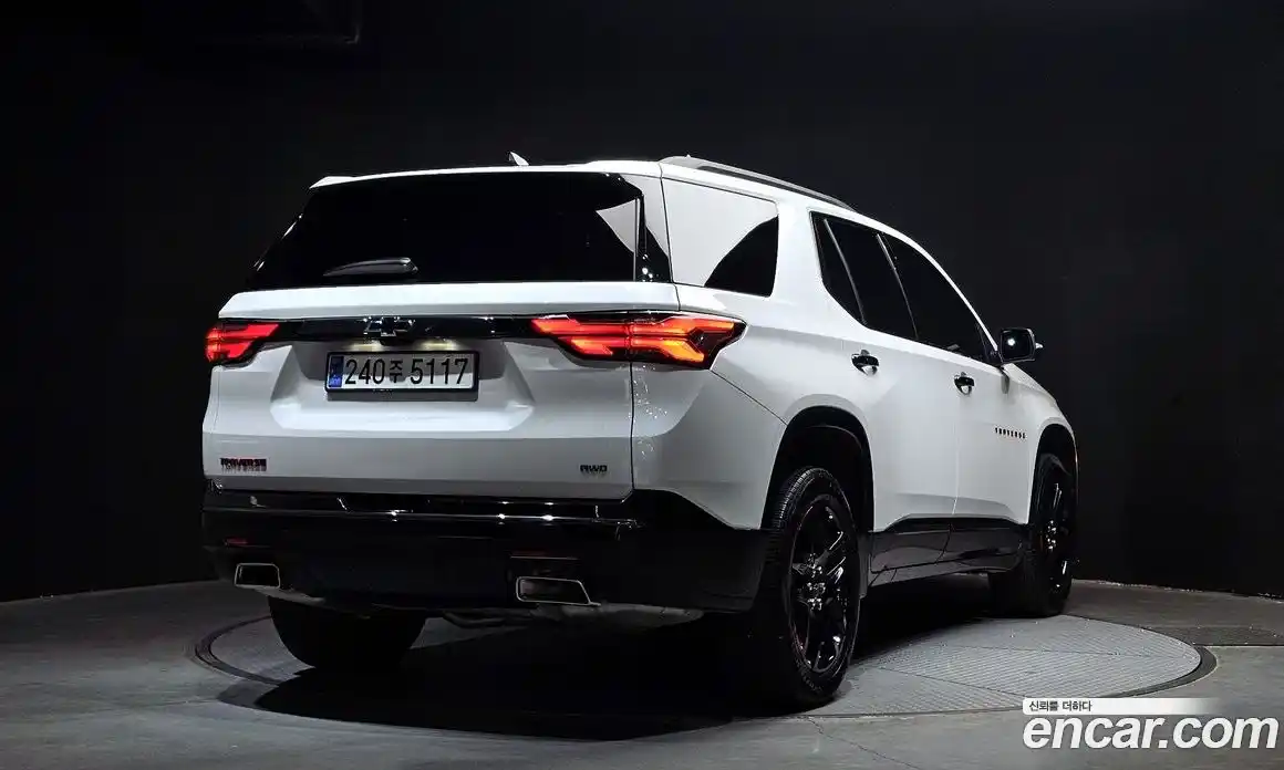 Chevrolet Traverse 2023 3.6 Автомат в Москве № 746308, фото 2