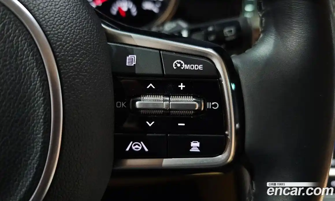 Kia Canival 2022 3.5 Автомат в Москве № 746333, фото 17