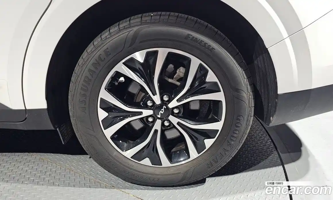 Kia Canival 2022 3.5 Автомат в Москве № 746333, фото 5