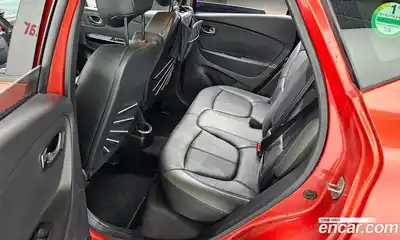 Renault QM3 2015 1.5 Автомат в Москве № 746533, миниатюра 12