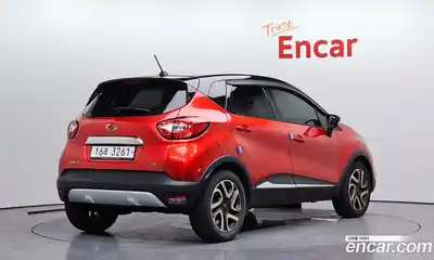 Renault QM3 2015 1.5 Автомат в Москве № 746533, миниатюра 2