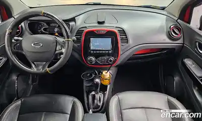 Renault QM3 2015 1.5 Автомат в Москве № 746533, миниатюра 7