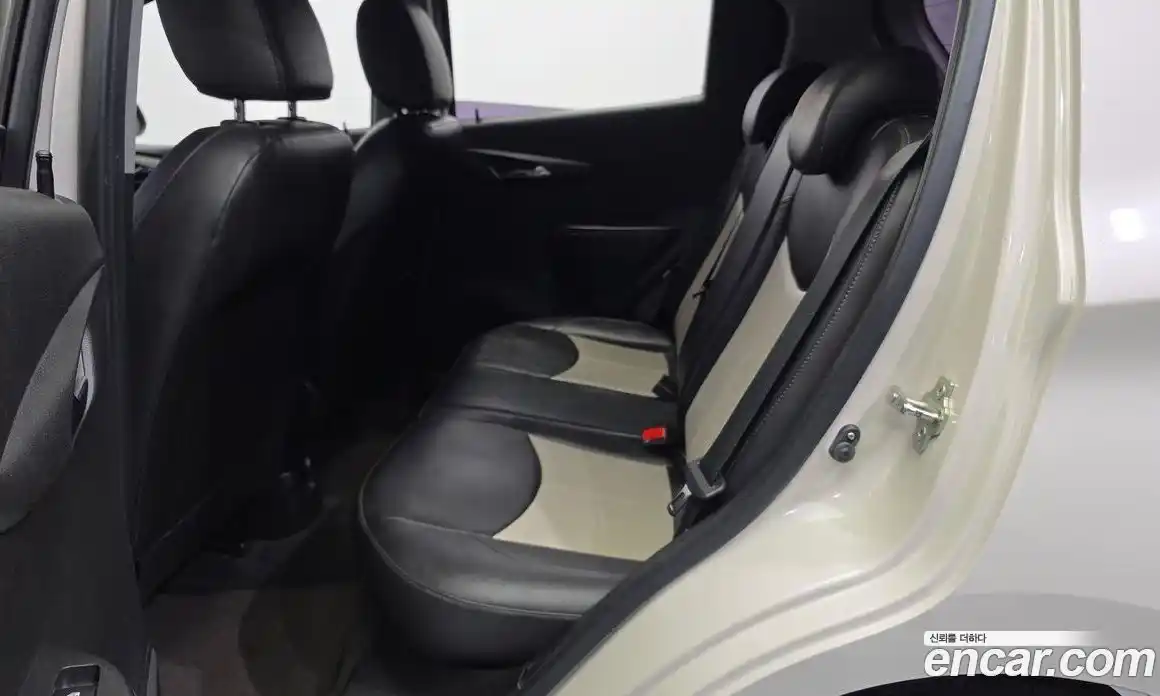 Chevrolet Spark 2015 1.0 Автомат в Москве № 747583, фото 11