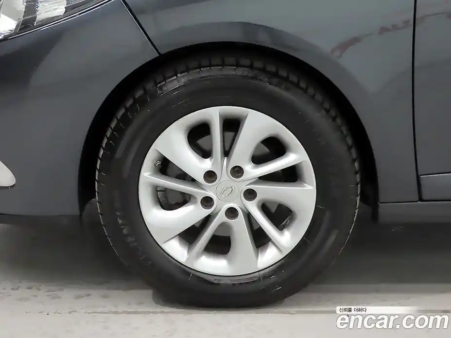 Renault SM3 2015 1.6 гидро в Москве № 748135, фото 20