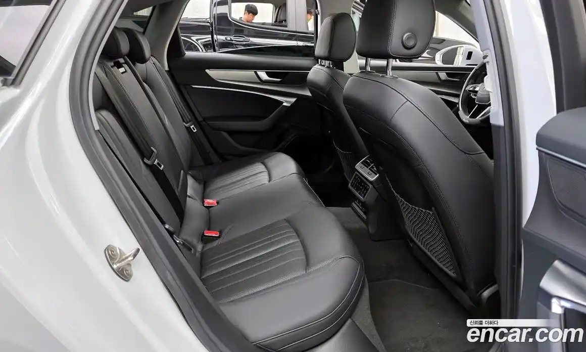 Audi A6 2021 2.0 Автомат в Москве № 749434, фото 12