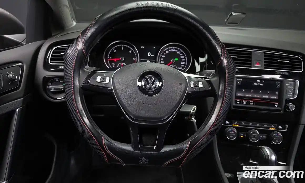 Volkswagen Golf 2016 2.0 Автомат в Москве № 750017, фото 13