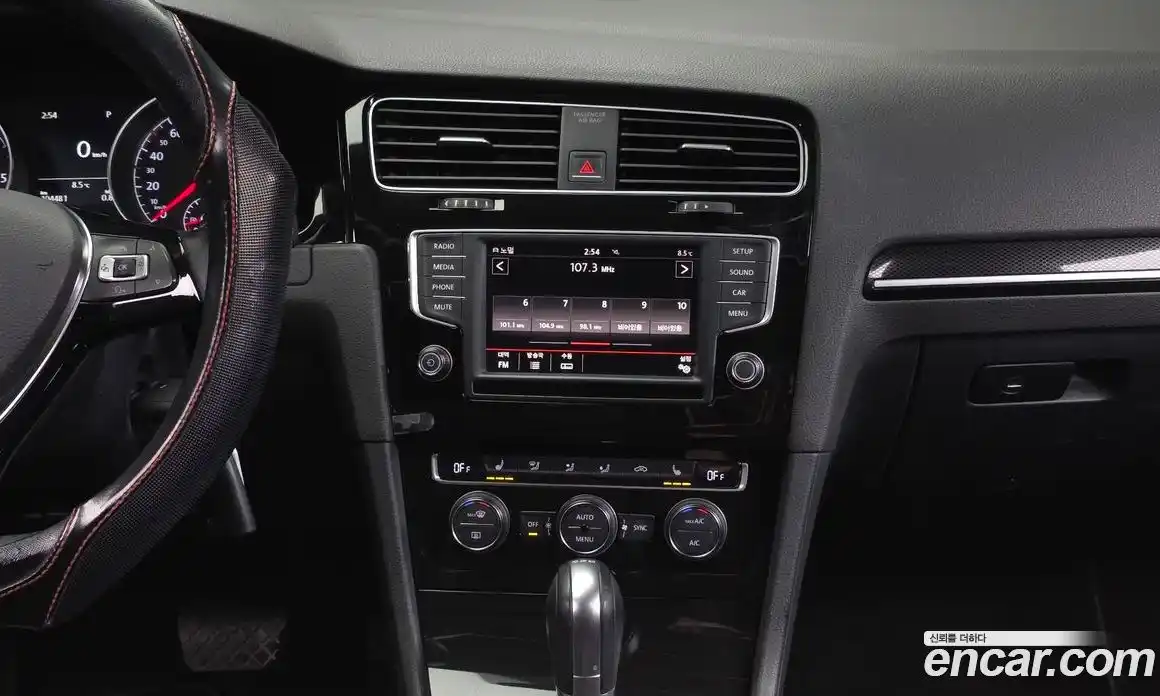 Volkswagen Golf 2016 2.0 Автомат в Москве № 750017, фото 14