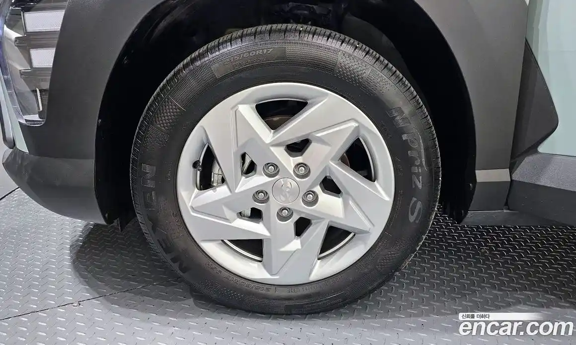 Hyundai Kona 2025 1.6 Автомат в Москве № 756063, фото 5