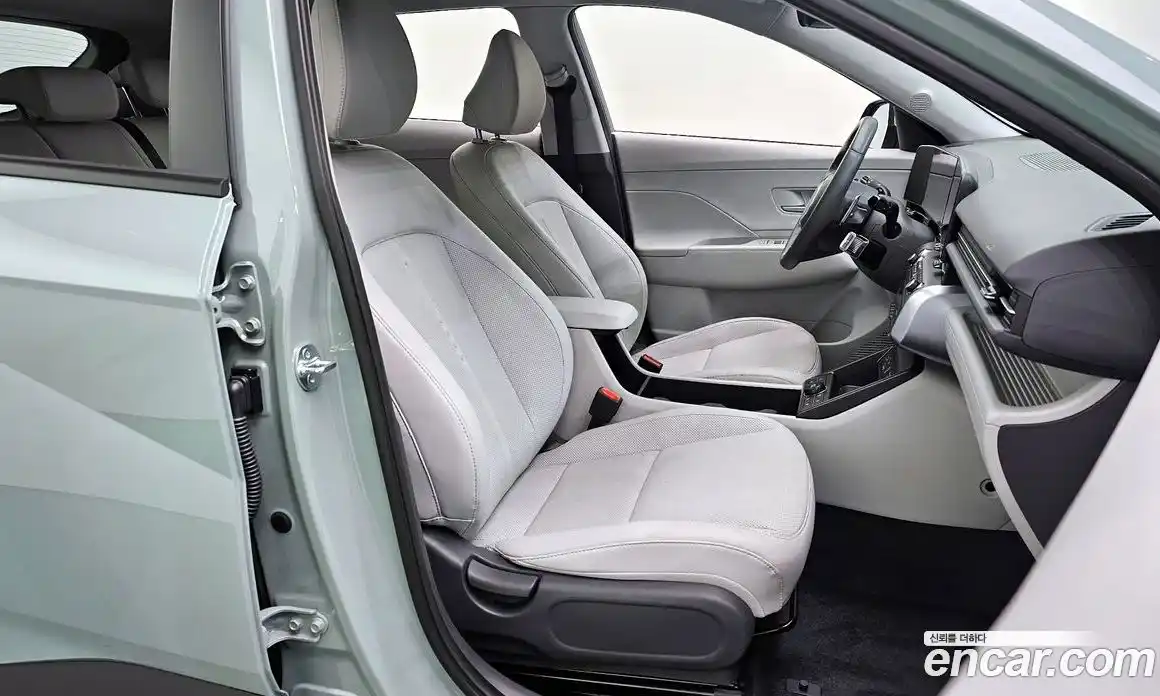 Hyundai Kona 2025 1.6 Автомат в Москве № 756063, фото 10