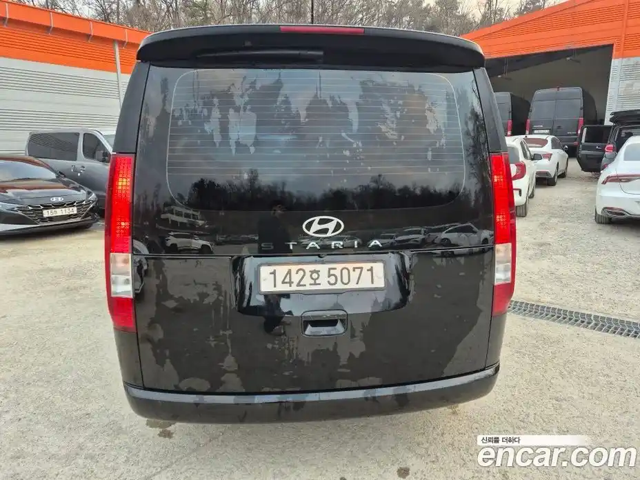 Hyundai Staria 2024 2.2 Автомат в Москве № 756120, фото 4
