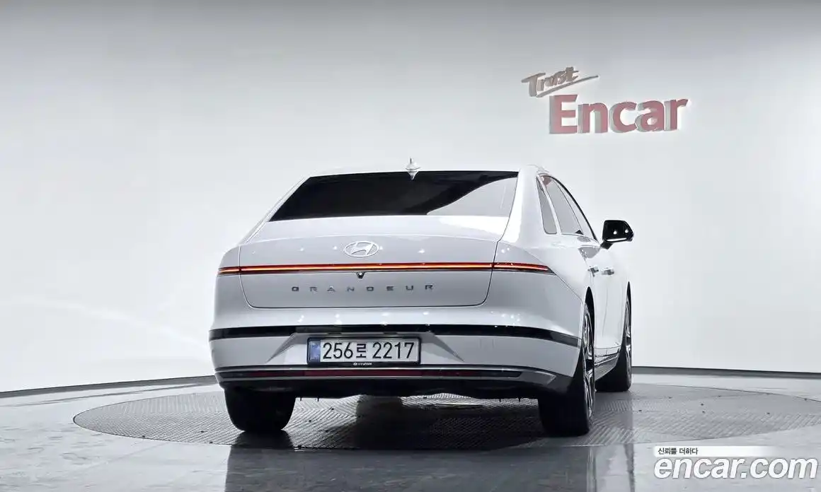 Hyundai Grandeur 2025 2.5 Автомат в Москве № 756239, фото 3