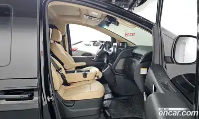 Hyundai Staria 2024 1.6 Автомат в Москве № 756242, миниатюра 11