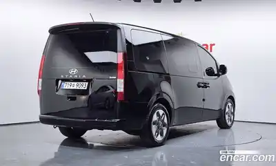 Hyundai Staria 2024 1.6 Автомат в Москве № 756242, миниатюра 2