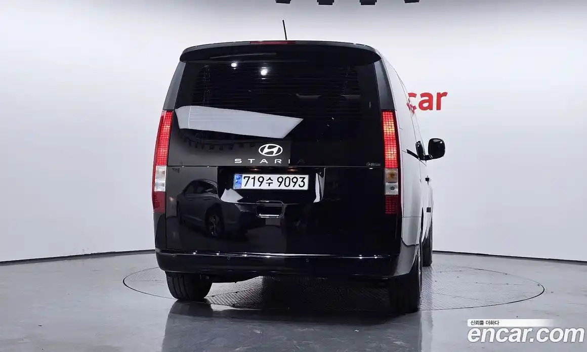 Hyundai Staria 2024 1.6 Автомат в Москве № 756242, фото 4