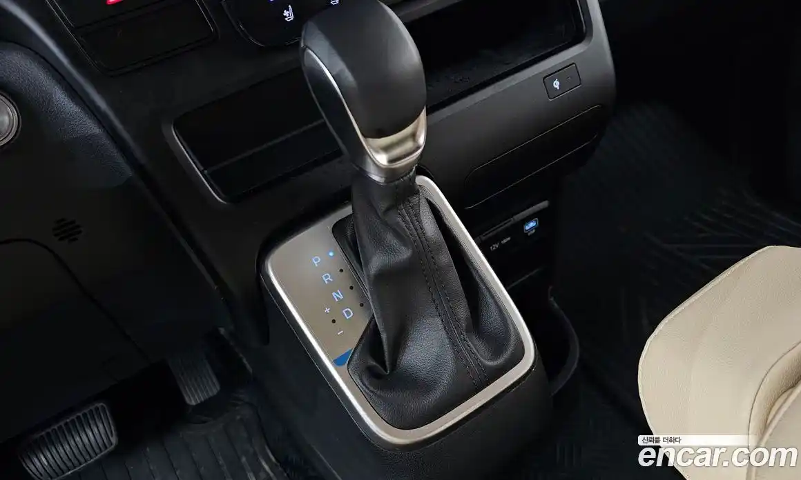 Hyundai Staria 2024 1.6 Автомат в Москве № 756242, фото 9