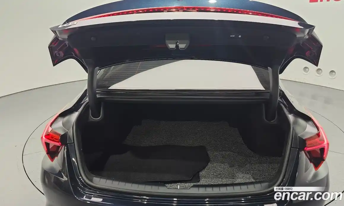 Kia K8 2023 2.5 Автомат в Москве № 757398, фото 20