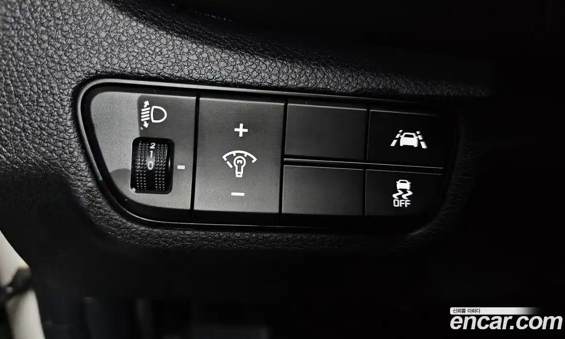 Kia Seltos 2022 1.6 Автомат в Москве № 757805, фото 14