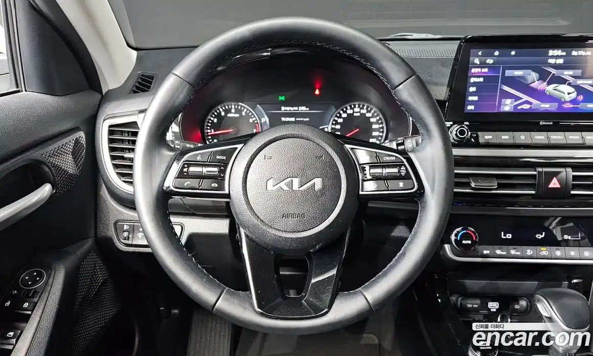 Kia Seltos 2022 1.6 Автомат в Москве № 757805, фото 16