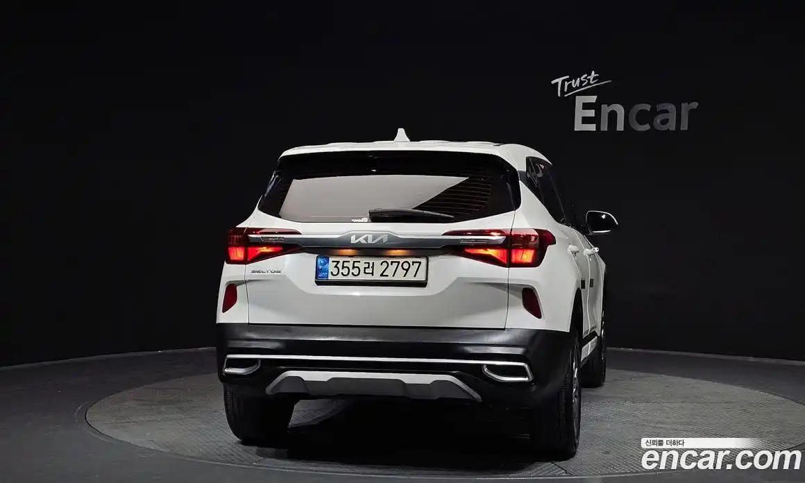 Kia Seltos 2022 1.6 Автомат в Москве № 757805, фото 4