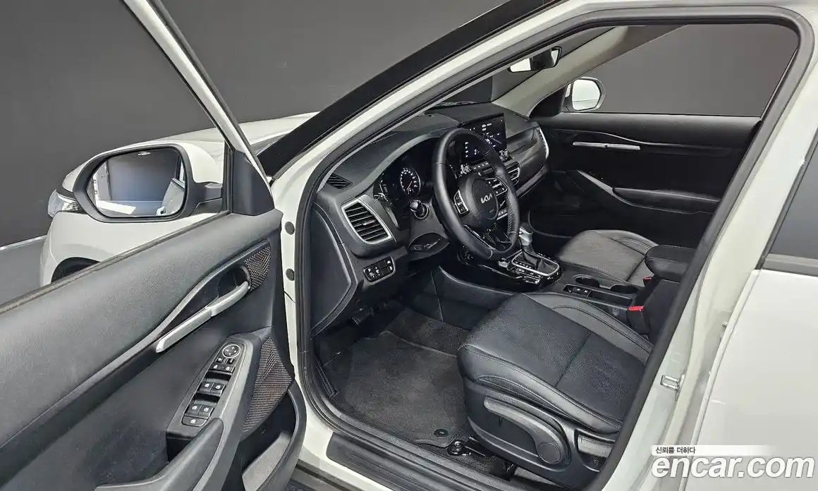 Kia Seltos 2022 1.6 Автомат в Москве № 757805, фото 10