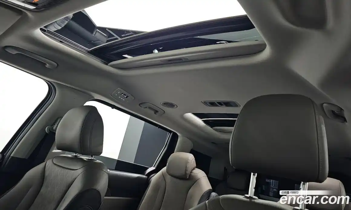 Kia Canival 2024 3.5 Автомат в Москве № 757846, фото 17