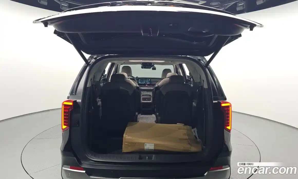 Kia Canival 2024 3.5 Автомат в Москве № 757846, фото 20