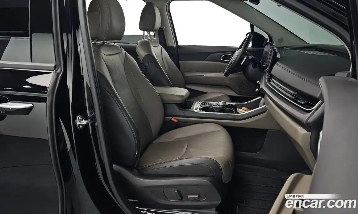 Kia Canival 2024 3.5 Автомат в Москве № 757846, фото 10