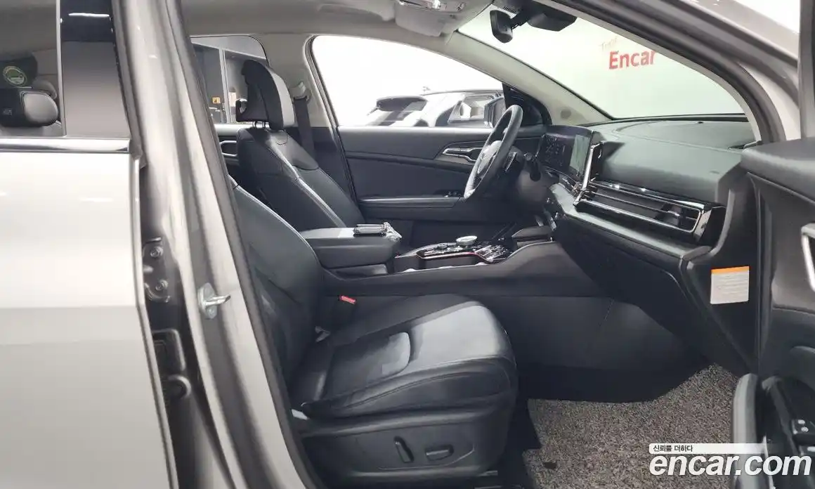 Kia Sportage 2022 1.6 Автомат в Москве № 758272, фото 11