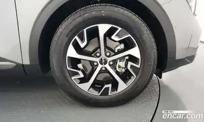 Kia Sportage 2022 1.6 Автомат в Москве № 758272, миниатюра 5