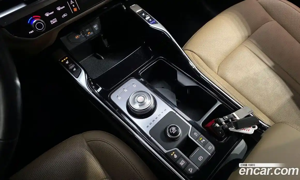 Kia Sorento 2024 2.2 Автомат в Москве № 758300, фото 8