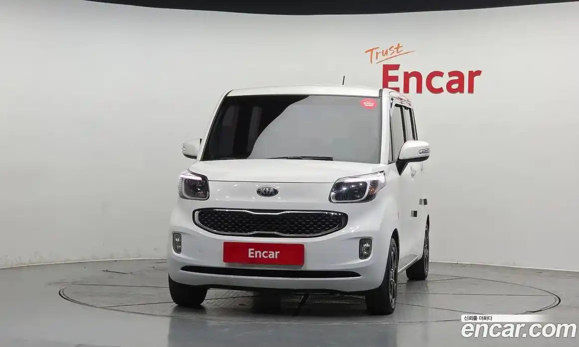 Kia Ray 2013 1.0 Автомат в Москве № 758421, фото 3