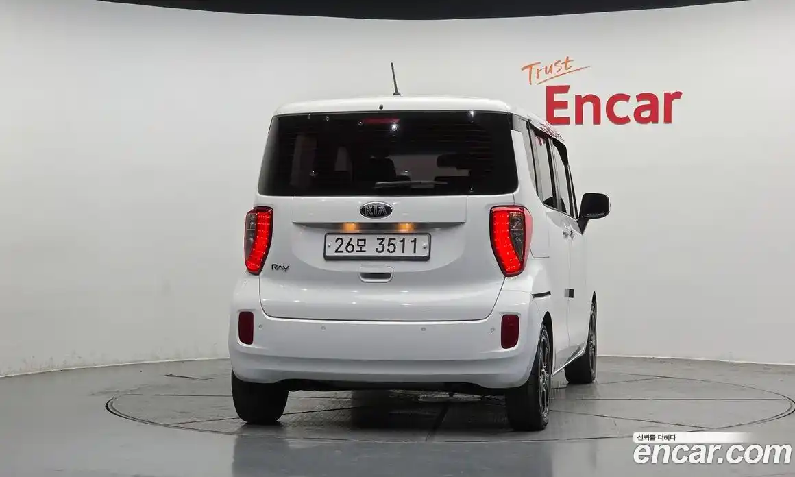 Kia Ray 2013 1.0 Автомат в Москве № 758421, фото 4