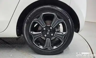 Kia Ray 2013 1.0 Автомат в Москве № 758421, миниатюра 5