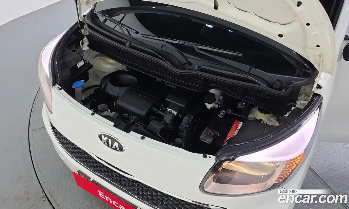 Kia Ray 2013 1.0 Автомат в Москве № 758421, фото 6