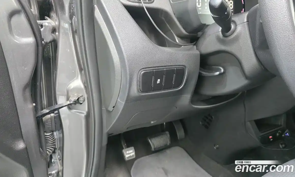 Kia Ray 2023 1.0 Автомат в Москве № 758443, фото 15