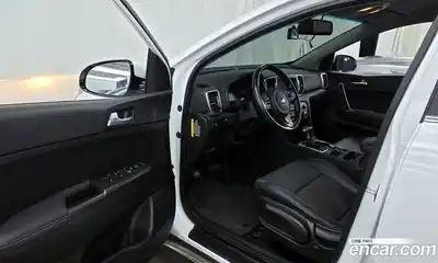 Kia Sportage 2018 2.0 Автомат в Москве № 758461, миниатюра 10