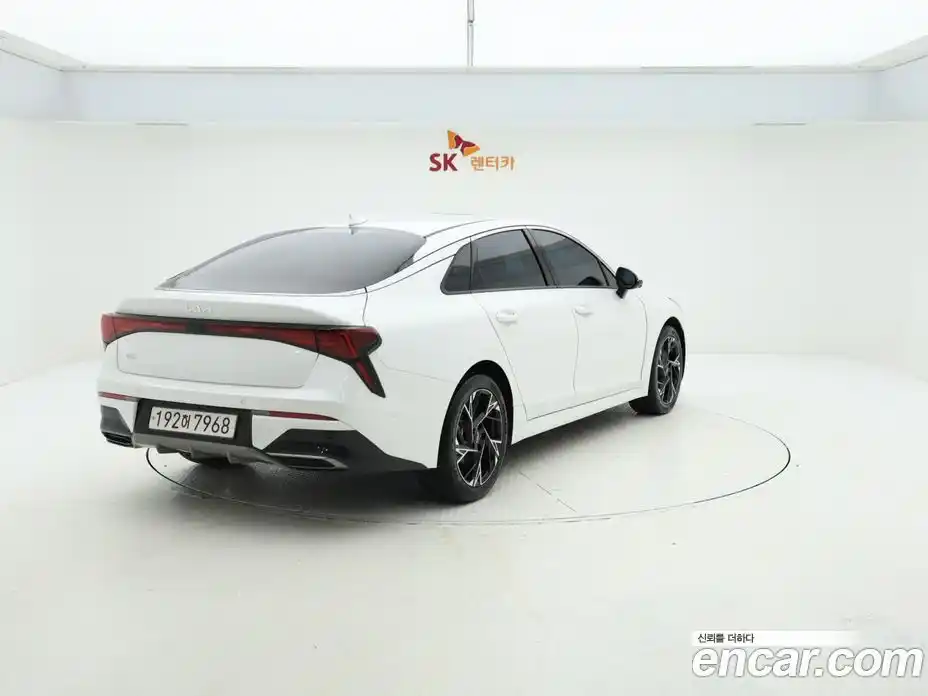 Kia K5 2023 2.0 Автомат в Москве № 758776, фото 3