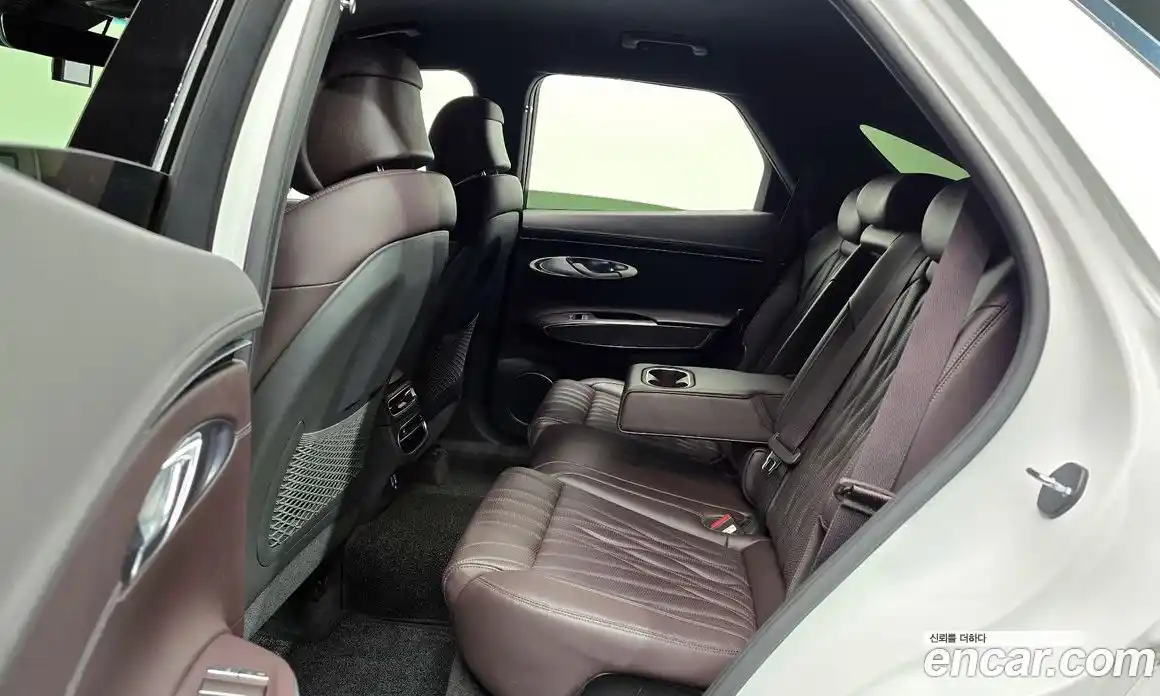 Genesis GV70 2022 2.5 Автомат в Москве № 758900, фото 11