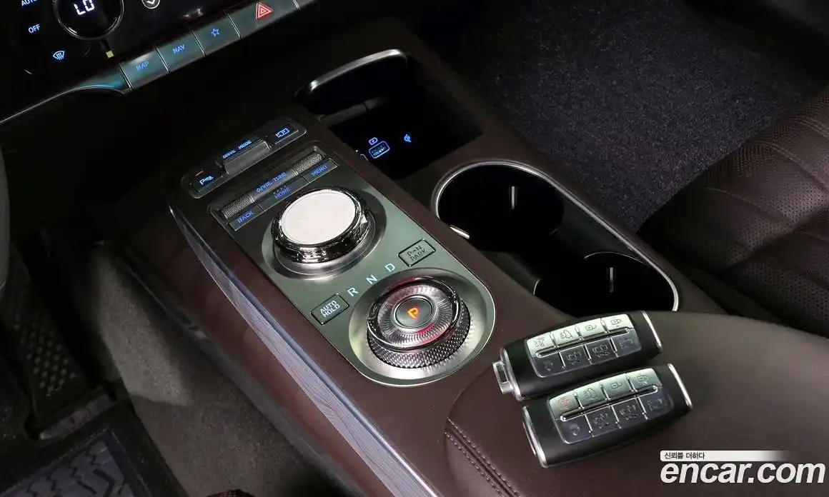 Genesis GV70 2022 2.5 Автомат в Москве № 758900, фото 8