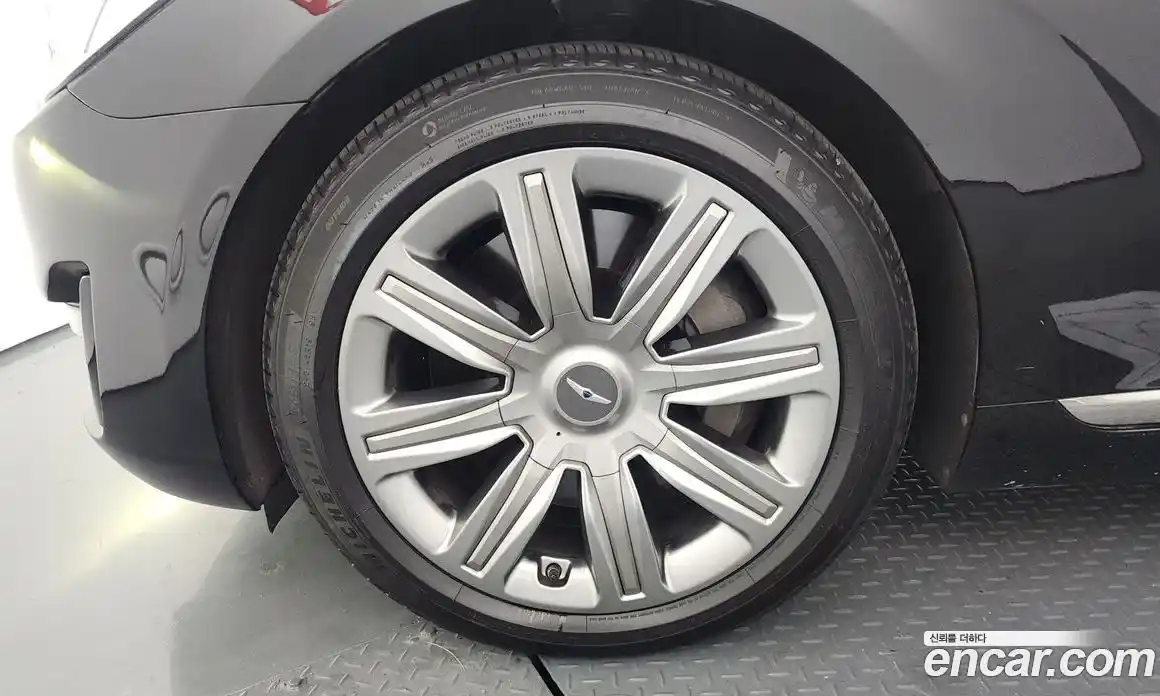 Genesis EQ900 2016 5.0 Автомат в Москве № 759310, фото 5