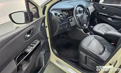 Renault QM3 2015 1.5 Автомат в Москве № 760867, миниатюра 11