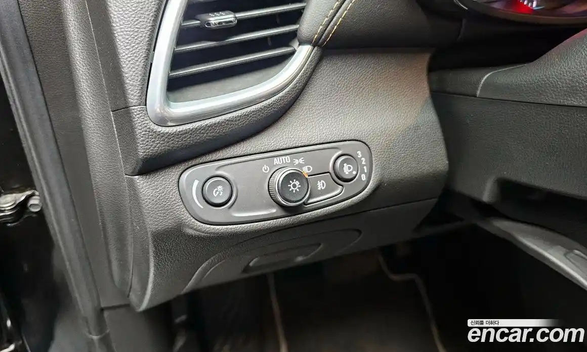 Chevrolet Trax 2019 1.6 Автомат в Москве № 760928, фото 16