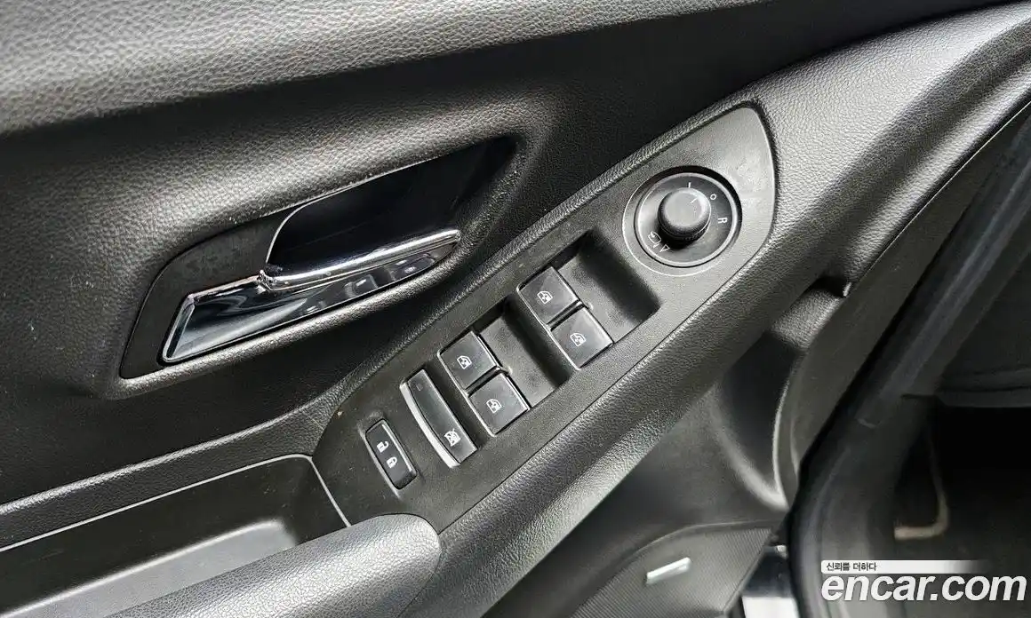 Chevrolet Trax 2019 1.6 Автомат в Москве № 760928, фото 17