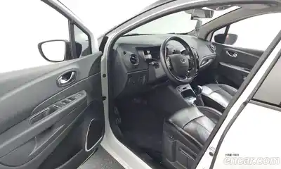 Renault QM3 2017 1.5 Автомат в Москве № 761657, миниатюра 10